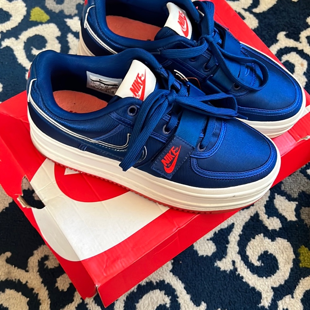 Nike woman’s vandal 2x